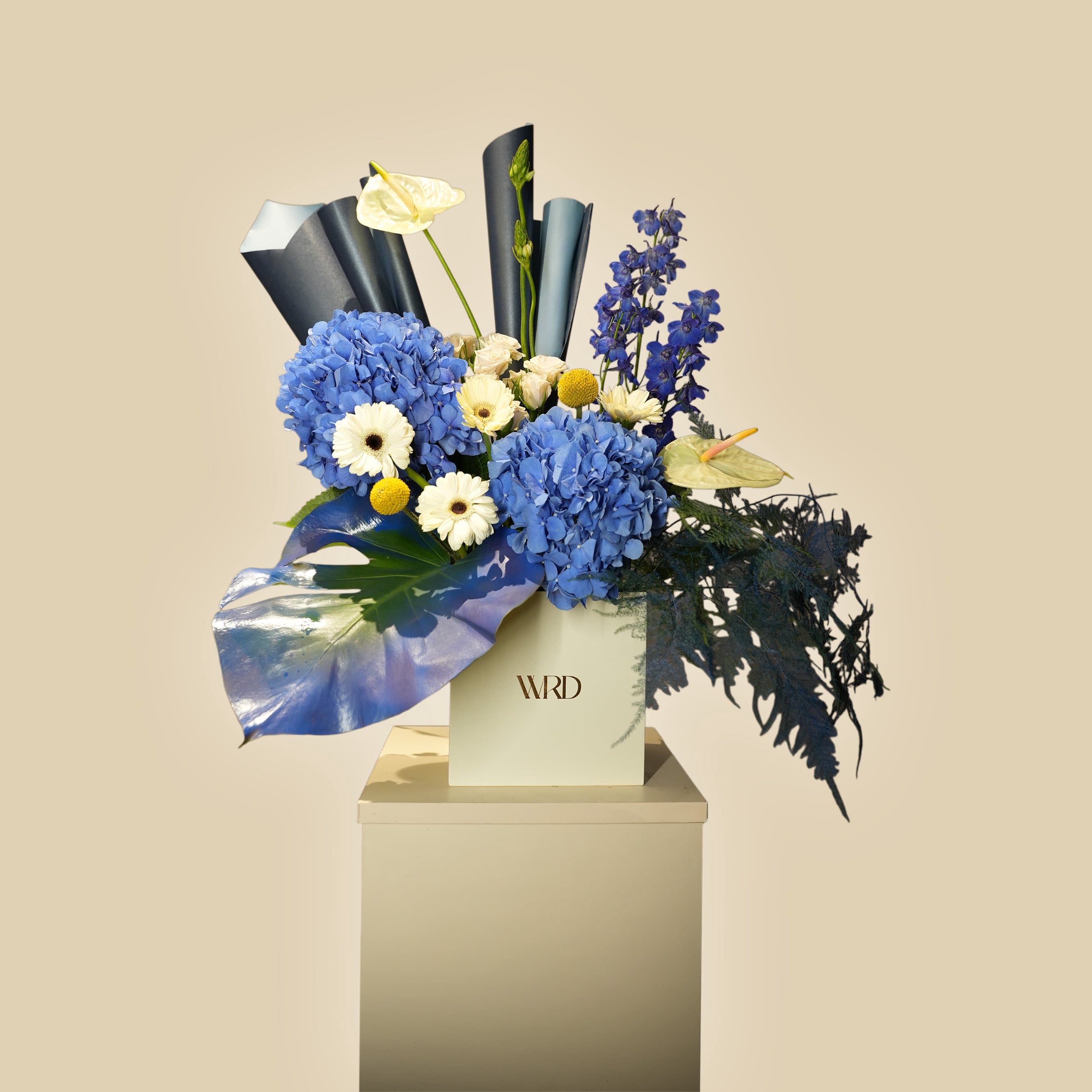 Blue Ocean Arrangement