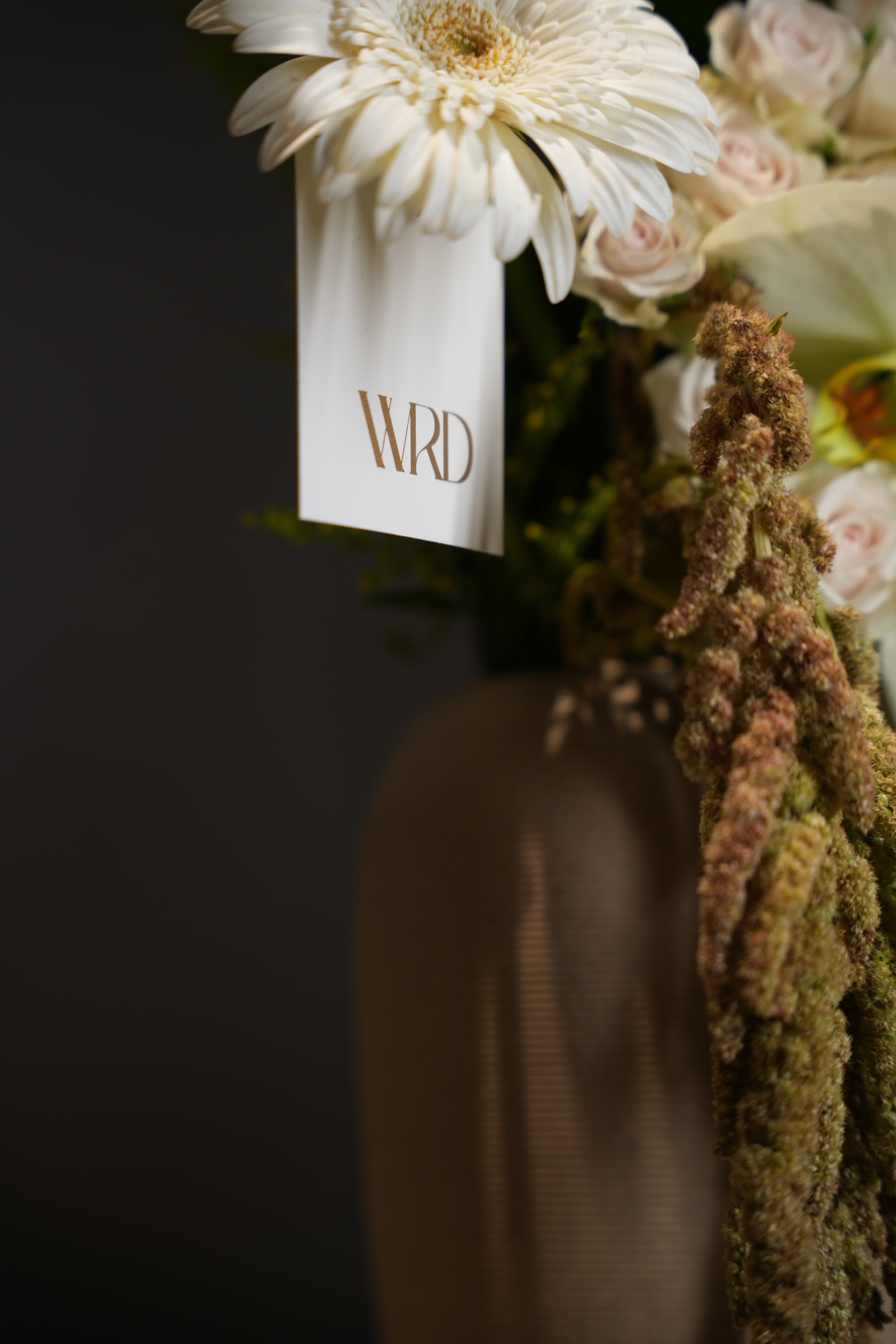 Elegance & Orchid Vase thumbnail 4