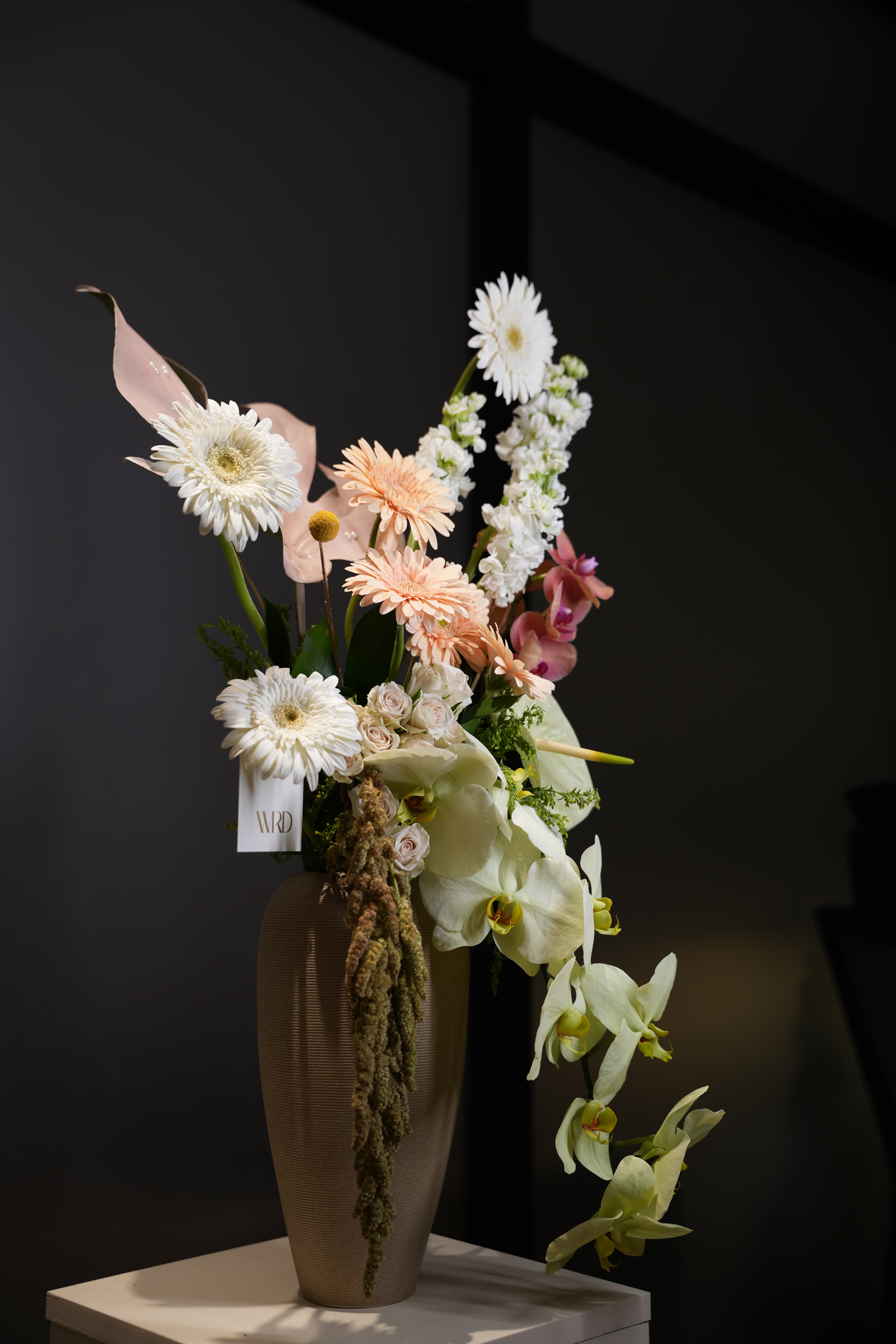 Elegance & Orchid Vase thumbnail 3