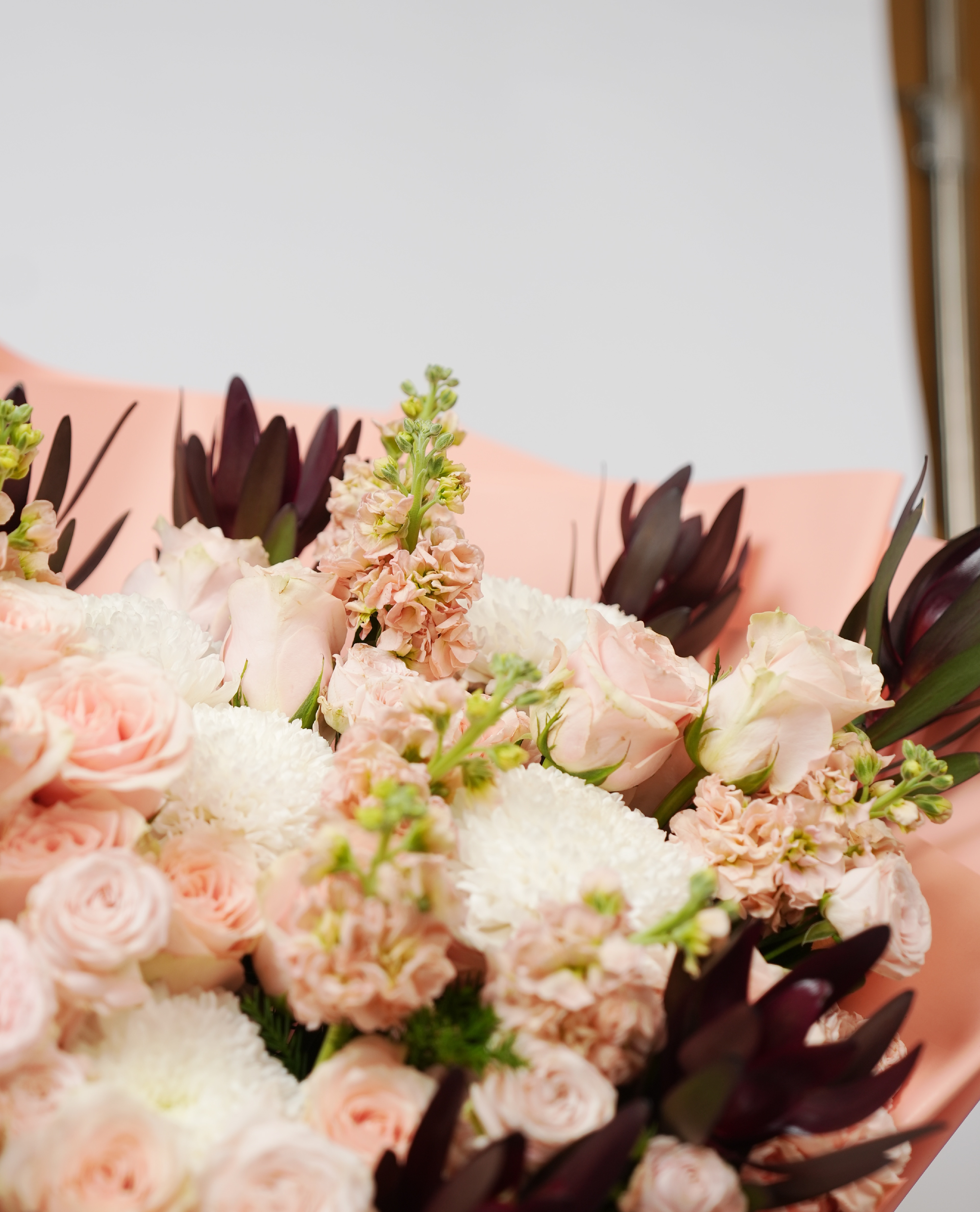 Luxury Pink Touch Bouquet thumbnail 3